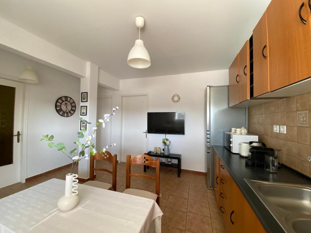 Paradise Mirka Two Apartments Skála Neón Epivatón Екстериор снимка